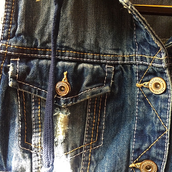Hooded Denim Vest - Picture 5 of 7
